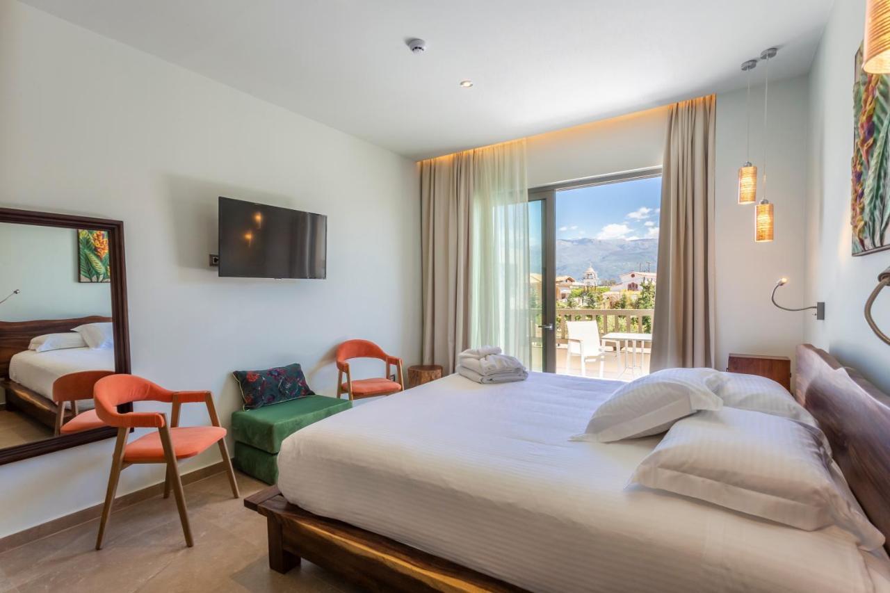 Elysian Luxury Hotel And Spa 卡拉马塔 外观 照片