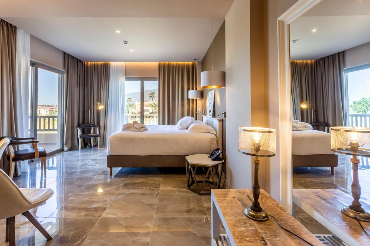 Elysian Luxury Hotel And Spa 卡拉马塔 外观 照片